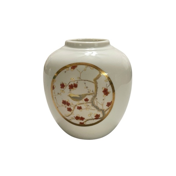 Japanese vase crafted using the "Art of Chokin" technique 4.5”T x 3.5”Wx 1.75” - Picture 4 of 7